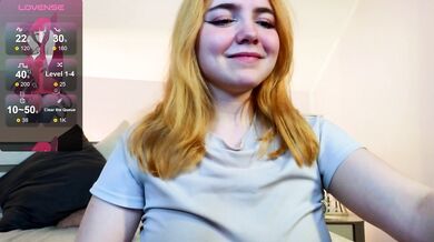 KittyFlame - Porn Video [Cam4]: popular internet personality, sculpted waistline, ecstatic hunger