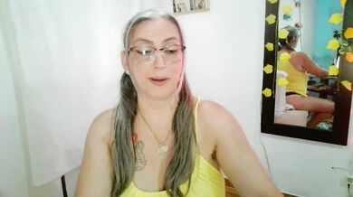 NathalyEva - Porn Video [Cam4]: wants to suck cock, moaning cam beauty, sculpted legs