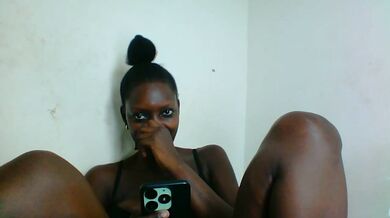 Abbyshan1 - Porn Video [Cam4]: mesmerizing hips, alluring orbs, luscious glutes