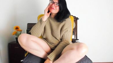 adriana71 - Porn Video [Cam4]: irresistible allure, wants to masturbate, captivating content creator