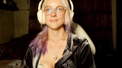 cata__s - Porn Video [Cam4]: licking, energetic streamer, charming host