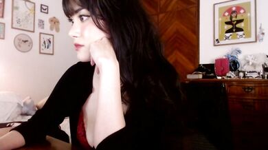 lulumei - Porn Video [Cam4]: engaging performer, stunning booty, nest