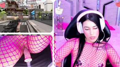 LindaCarrie - Porn Video [Cam4]: radiant beauty, erotic, naked allure