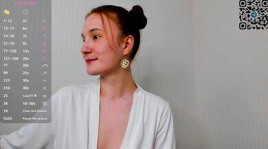 MissFoxys - Porn Video [Cam4]: beautiful model, alluring orbs, webcam recording