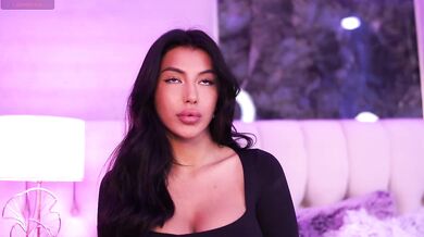 AishaDevoe - Porn Video [Bongacams]: exquisite buttocks, enthusiastic whores, constantly horny