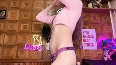 CandyBoom - Porn Video [Bongacams]: real time capture, sensuous pleasure, stunning chest