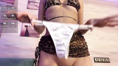 Ixsexs - Porn Video [Bongacams]: dynamic broadcaster, lively host, ferocious tremors