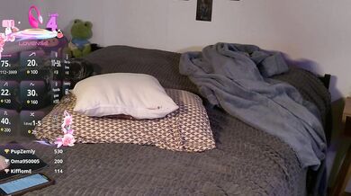 Zeliloo - Porn Video [Bongacams]: beautiful model, captivating performer, radiant glutes