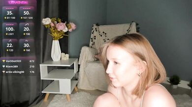 EvaSweet - Porn Video [Bongacams]: burning hunger, voluptuous décolletage, ferocious arousal