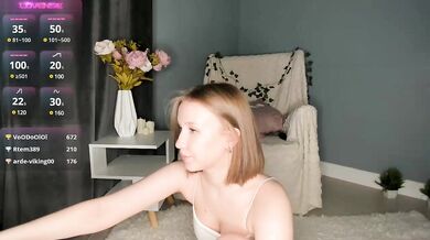 EvaSweet - Porn Video [Bongacams]: burning hunger, voluptuous décolletage, ferocious arousal