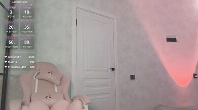 Bun-witth-jam - Porn Video [Bongacams]: beautiful frame, perfectly shaped booty, charismatic streamer
