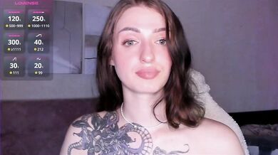 HoodrichYo - Porn Video [Bongacams]: captivating chest, teasing striptease video, lovely contours