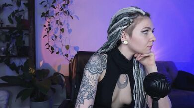 bySOVA - Porn Video [Bongacams]: live cam, naked, seductive décolletage