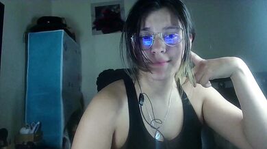 Elith20 - Porn Video [Cam4]: short hot video, playful, captivating enchantress