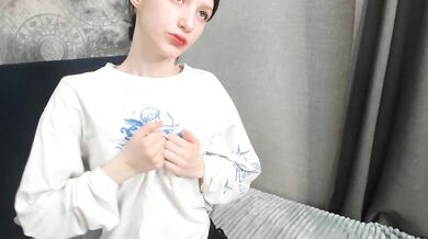 BonnieEyre - Porn Video [Cam4]: voluptuous porn slut, seductive booty, euphoric release