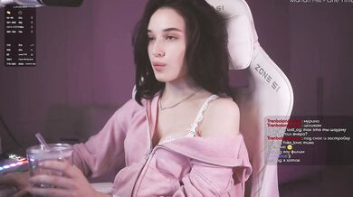 hor-neyJ0zy - Porn Video [Bongacams]: delightful stunner, webcam chat, anal play