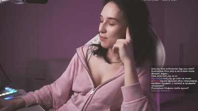 hor-neyJ0zy - Porn Video [Bongacams]: delightful stunner, webcam chat, anal play