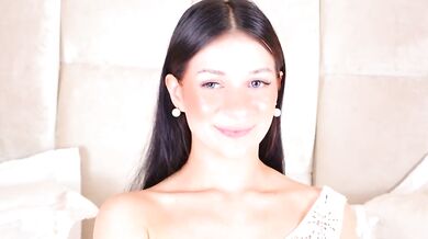 KiraKayleigh1's first time striptease - Anal-toys, fingering, and deepthroating in a hot recordable