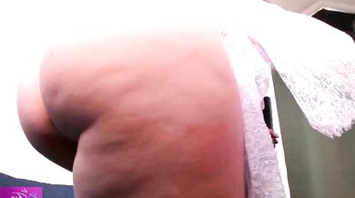 Anna_bones goes wild in a romantic role-play with upskirt footage