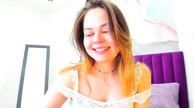 Kelly_Cuutie's Dirty Talk: Erotic Striptease with Best Young & Cheapest Privateers