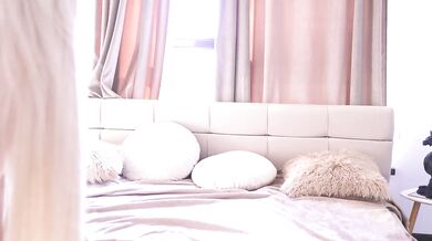 Watch Faster_maci's oily show with shaved pussy, fingers, and toys