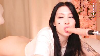 CarolMiles: A dirty-talk-filled deepthroat and handjob video for horny teens