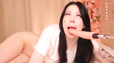 CarolMiles: A dirty-talk-filled deepthroat and handjob video for horny teens