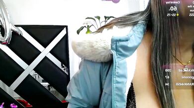 Miisevvie_ records herself deepthroating topless in the office, then gets a creampie