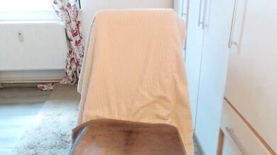 Watch Davinja strip and finger herself topless in recordable video