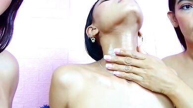 Candymia68's steamy striptease & deepthroat in sexy heels