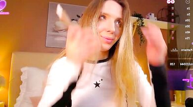 Liara Tesoni strips and fingers her shaved pussy with a dildo and vibrator in public