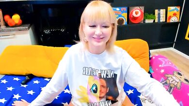 Watch FlirtyMary's big tits bounce while she rides a big white cock on cam2cam