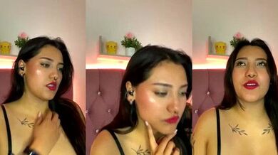 Angellique_22's Big Tits & Ass Get Fingered in Public with Interactive Toys