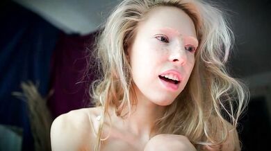 Watch petite-white cuckold record his young Russian girlfriend in a hot role-play with Lovense and Phantom Thread