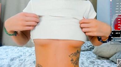 WilonaFugler teaches you to jerk off with her big tits & shaved pussy in public - watch now!