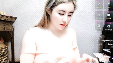 Nana_haha's Asian-blonde milf loves to suck dildos and vibrators in HD