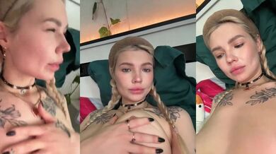 Emmagoodgirl - Porn Video [Bongacams]: lively host, stunning cleavage, provocative moves live