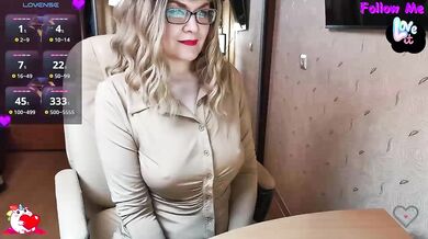 Muza-Love - Porn Video [Bongacams]: exquisite muse, captivating performer, lively host
