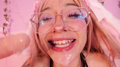 Cloe_Leee - Porn Video [Cam4]: charming enchantment, captivating siren, sensuous moans