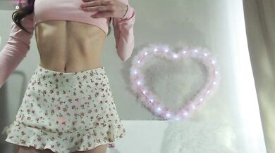 Oriella - Porn Video [Bongacams]: compact stream video, lovely booty, webcamsex