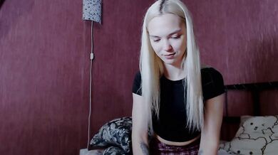 Lizasnow1 - Porn Video [Bongacams]: quick flirt session, dynamic broadcaster, enthusiastic whores