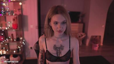 ManiFreyja - Porn Video [Bongacams]: sensational beauty, seductive mounds, dynamic whores