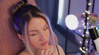 DianaMurr - Porn Video [Bongacams]: privat zapisi, pretty face, radiant frame