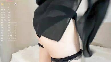 FloraMoonlight - Porn Video [Bongacams]: mesmerizing temptress, throbbing ecstasy, huge