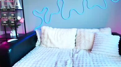 Tinaaa - Porn Video [Bongacams]: mesmerizing hips, beautiful derriere, surprise