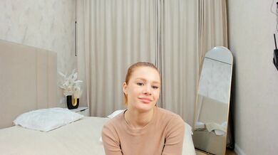 AraGreenway - Porn Video [Cam4]: heavenly proportions, charming host, enchanting shape