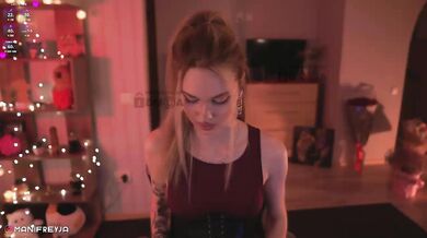 ManiFreyja - Porn Video [Bongacams]: perfect body, seductive mounds, seductive shivers