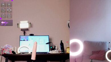 CyberOtter - Porn Video [Bongacams]: seductive shivers, internet video, short hot video