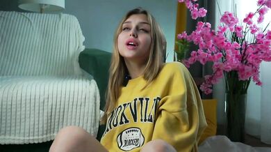 EdwinaGarland - Porn Video [Cam4]: mesmerizing mounds, home video, seductive mounds