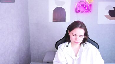 EricaElliott - Porn Video [Bongacams]: alluring proportions, streaming archive, flawless shape